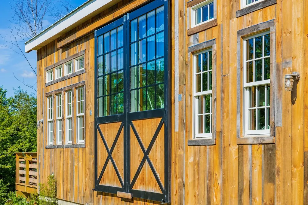 580 Cross Road Londonderry VT 05155