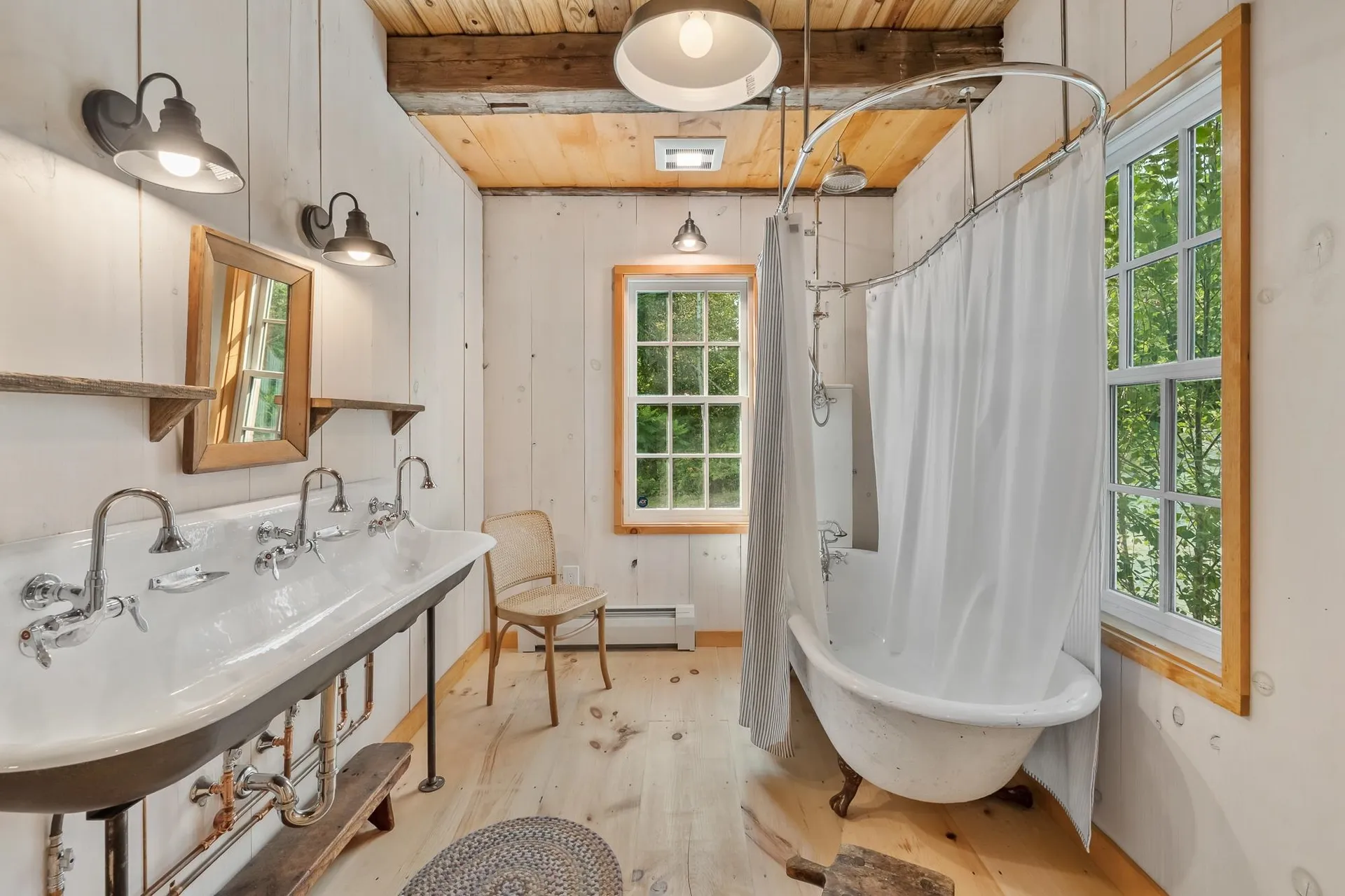 580 Cross Road Londonderry VT 05155