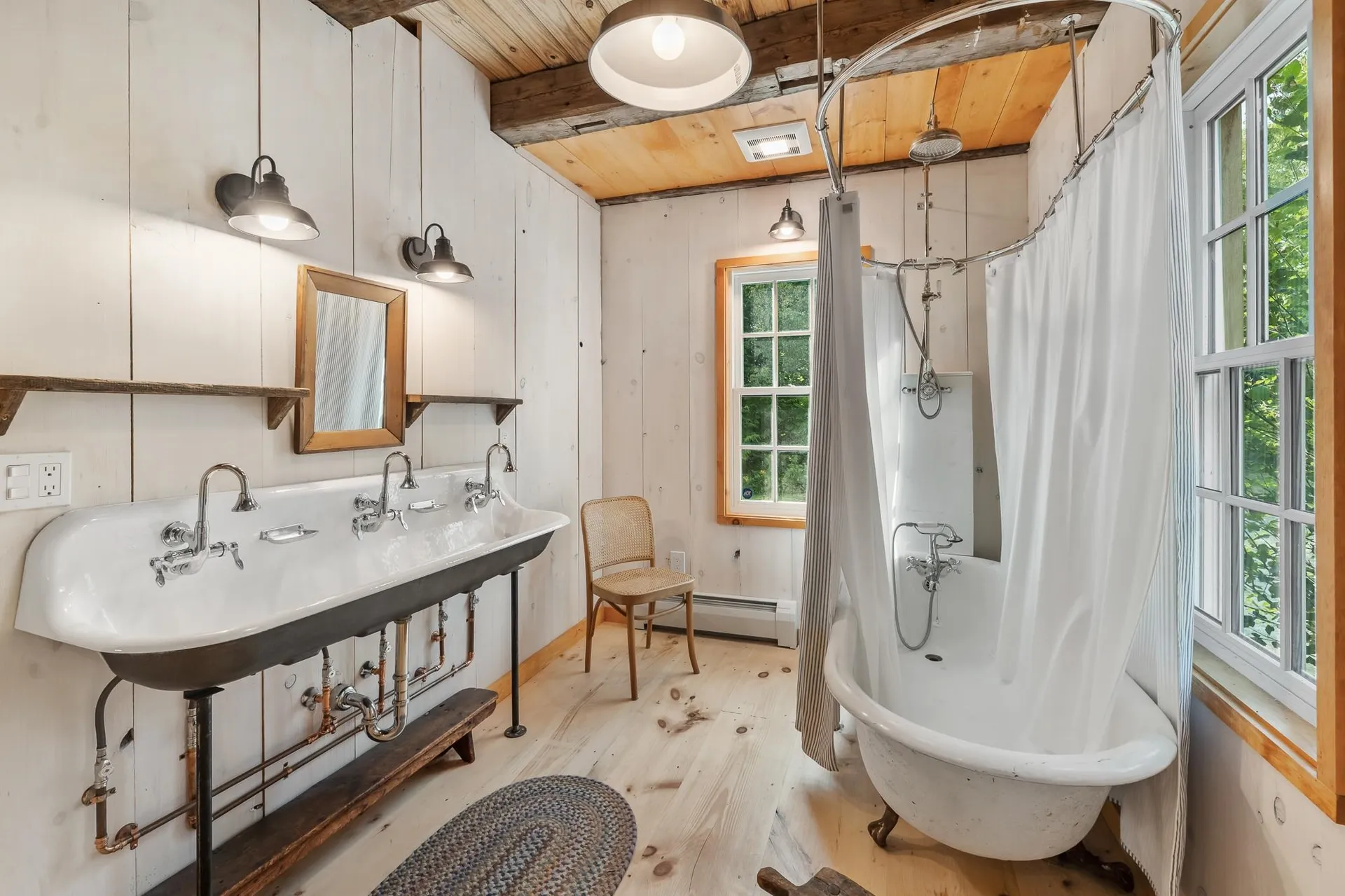 580 Cross Road Londonderry VT 05155