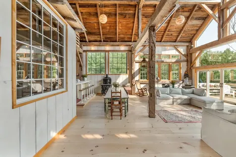 580 Cross Road Londonderry VT 05155