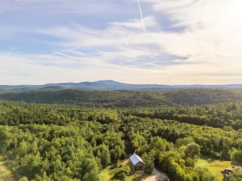 580 Cross Road Londonderry VT 05155