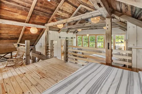 580 Cross Road Londonderry VT 05155