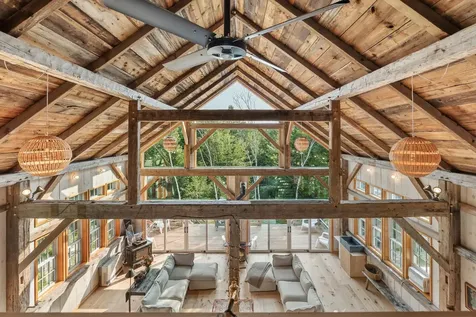 580 Cross Road Londonderry VT 05155