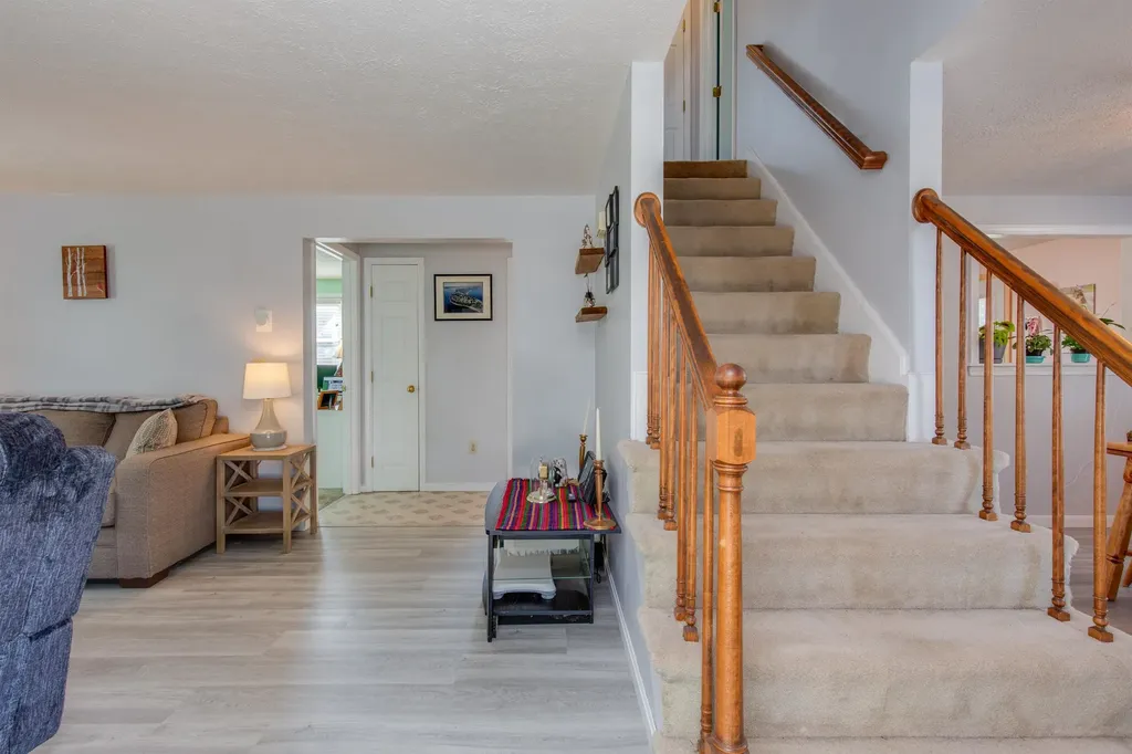 177 Megan Drive Manchester NH 03109