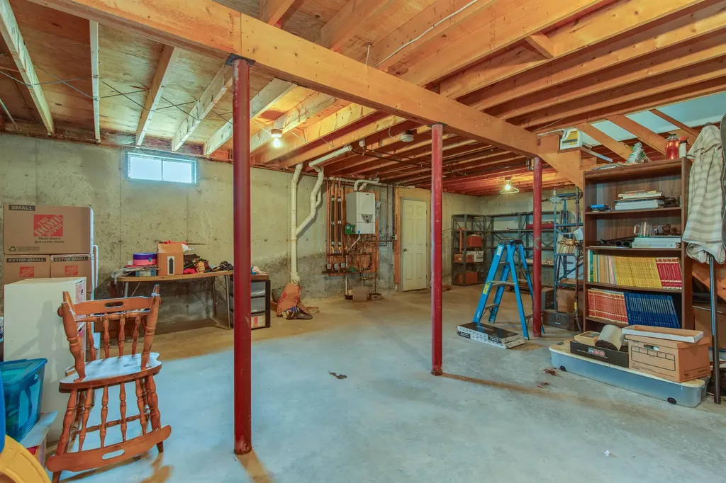 177 Megan Drive Manchester NH 03109