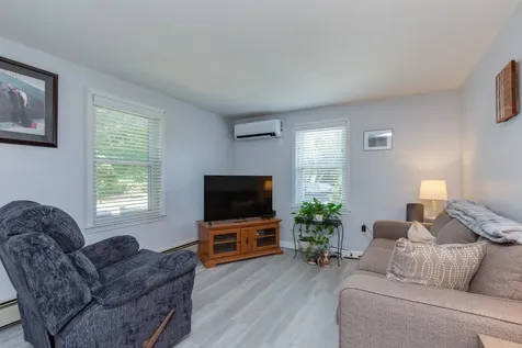 177 Megan Drive Manchester NH 03109