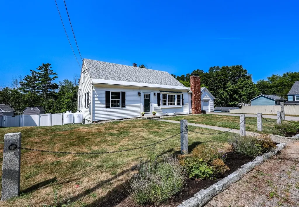 2 Danbury Lane Dover NH 03820