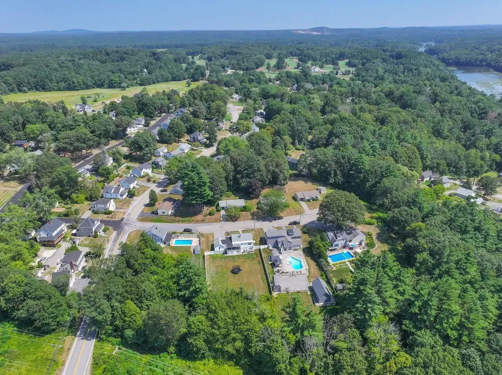 2 Danbury Lane Dover NH 03820