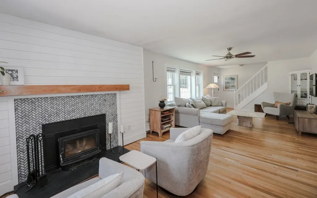 2 Danbury Lane Dover NH 03820