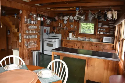 195 Meadow Lane Woodbury VT 05681