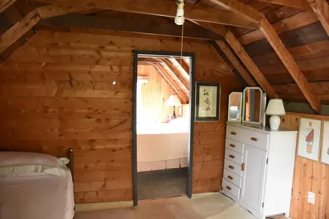 195 Meadow Lane Woodbury VT 05681