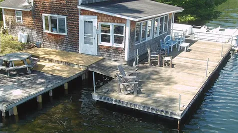 195 Meadow Lane Woodbury VT 05681