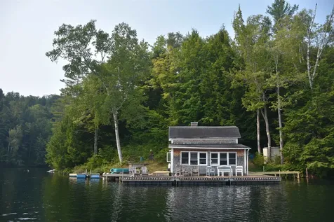 195 Meadow Lane Woodbury VT 05681