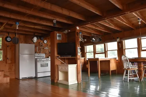 195 Meadow Lane Woodbury VT 05681