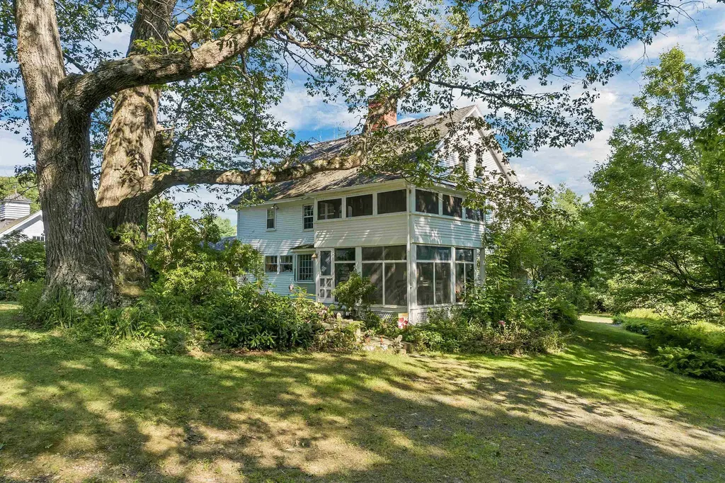 48 Waukewan Road New Hampton NH 03256