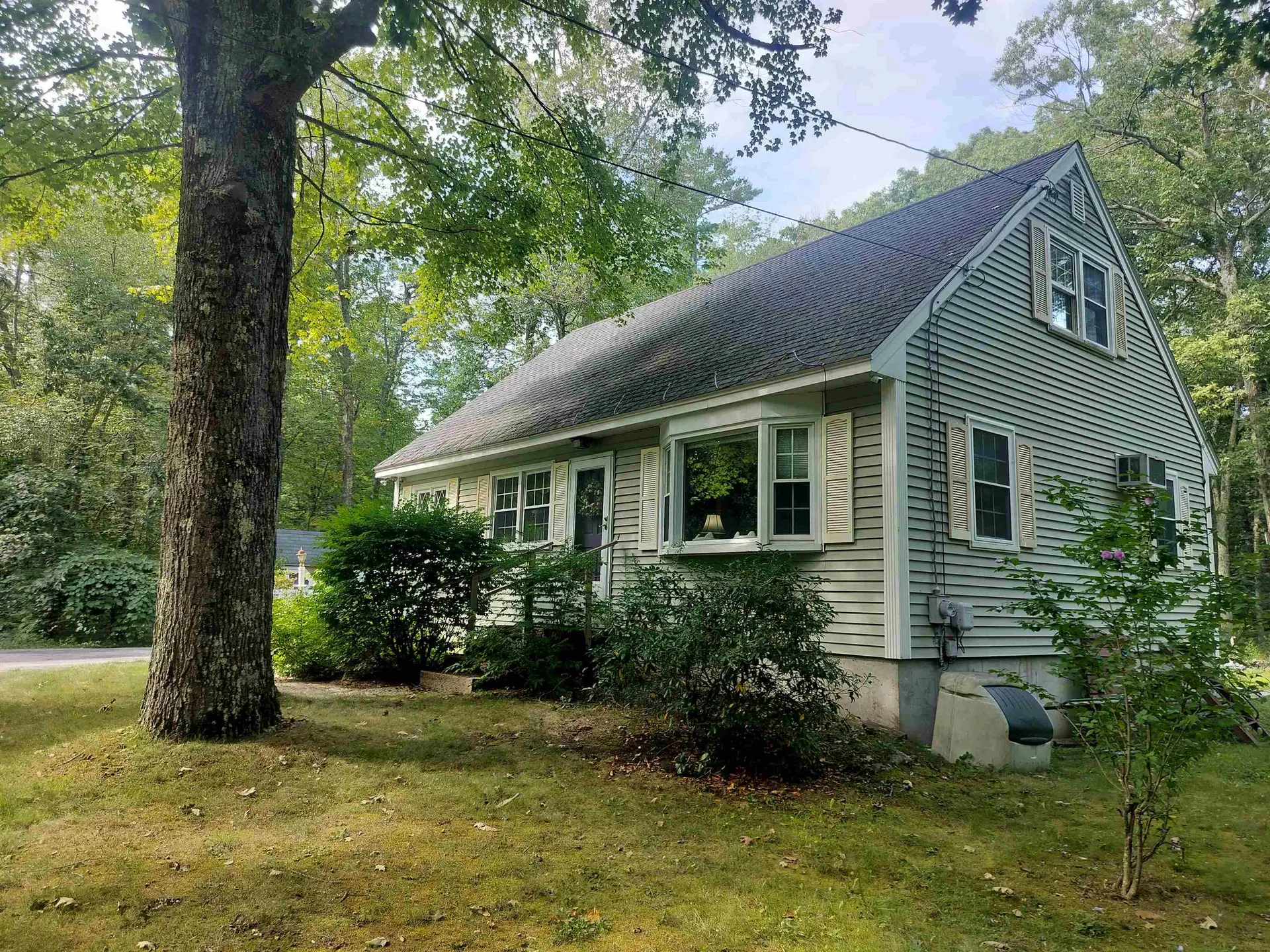 487 Chester Road Auburn NH 03032
