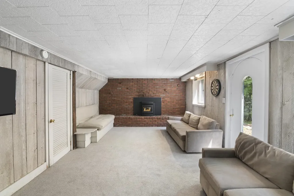 35 Strattonwald Road Winhall VT 05340