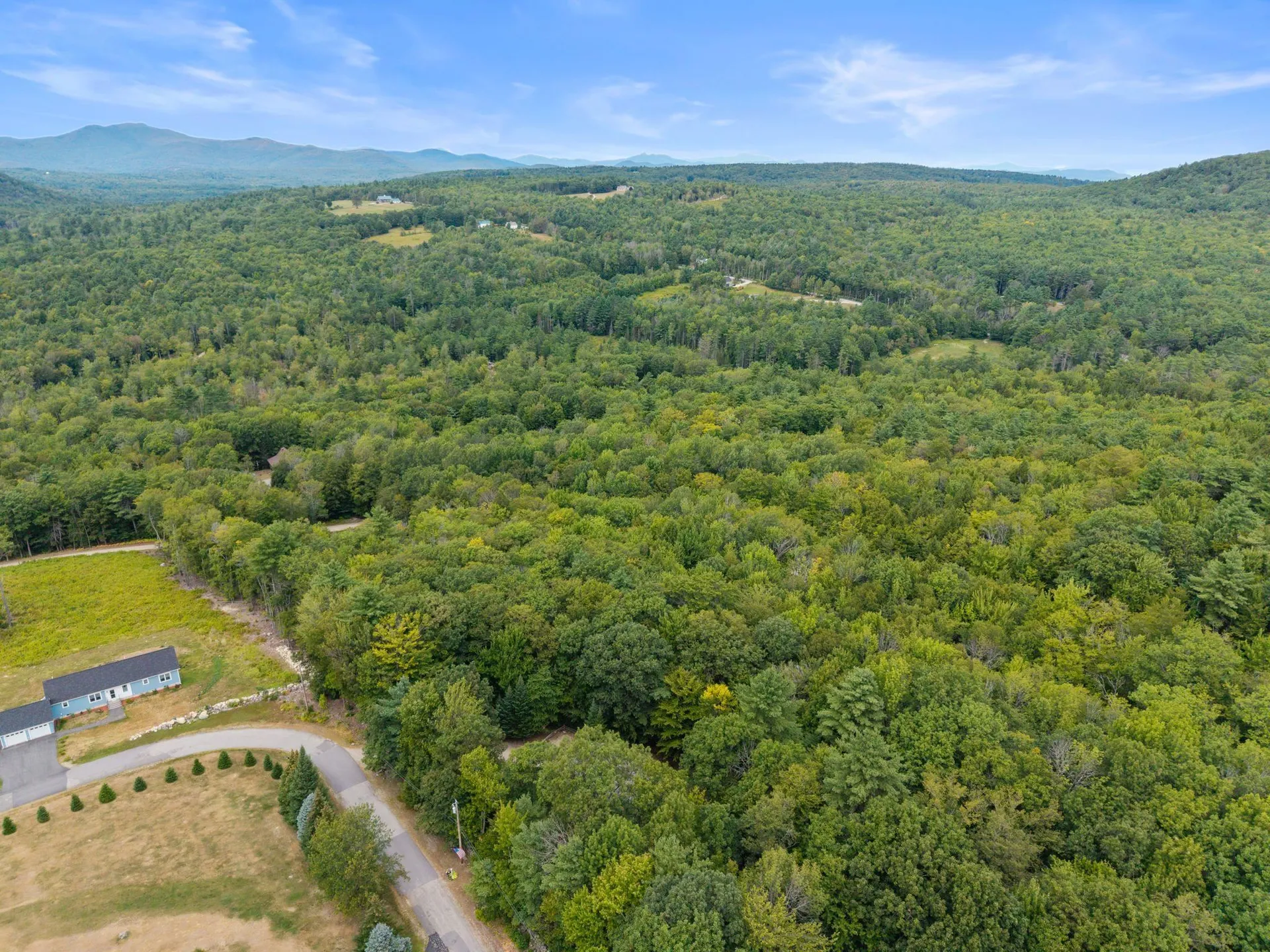 28 Sky Lane Wolfeboro NH 03894