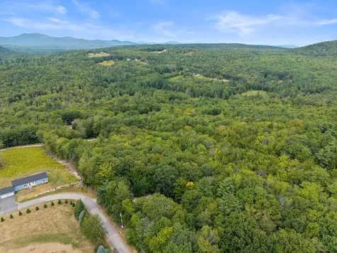 28 Sky Lane Wolfeboro NH 03894