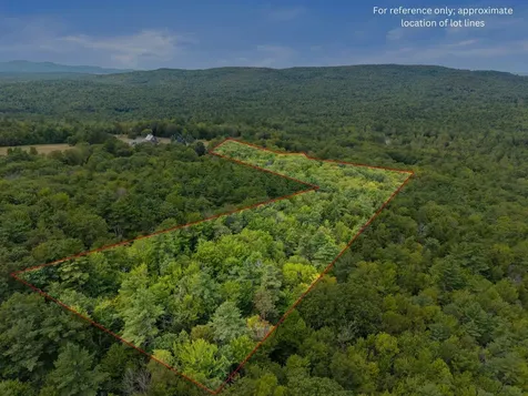 28 Sky Lane Wolfeboro NH 03894