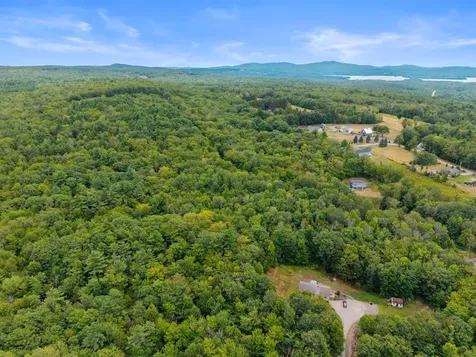 28 Sky Lane Wolfeboro NH 03894