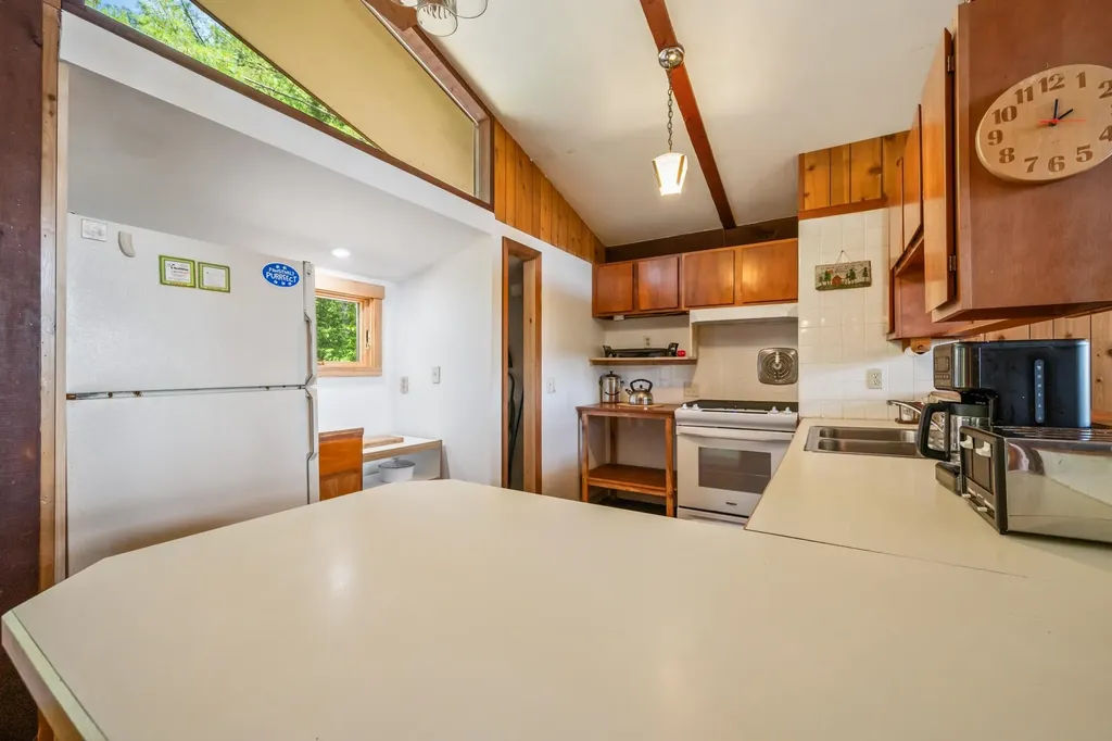 27 Moat Mountain Circle Bartlett NH 03812