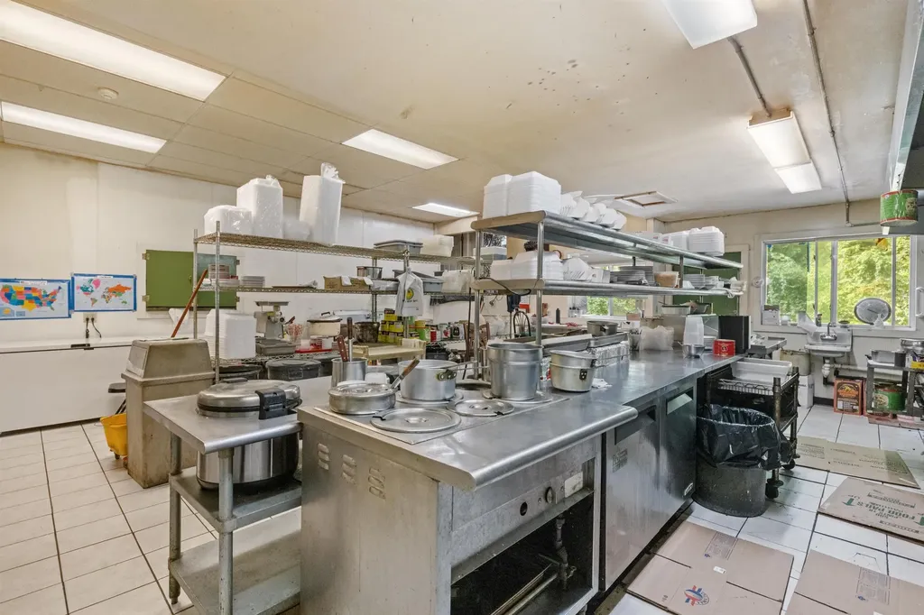 80 West Bow Street Franklin NH 03235