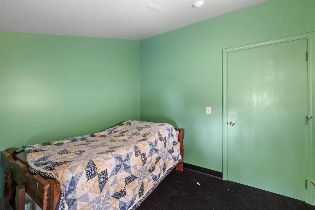 80 West Bow Street Franklin NH 03235