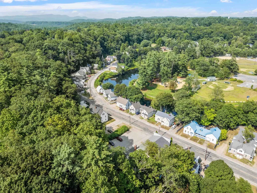 80 West Bow Street Franklin NH 03235