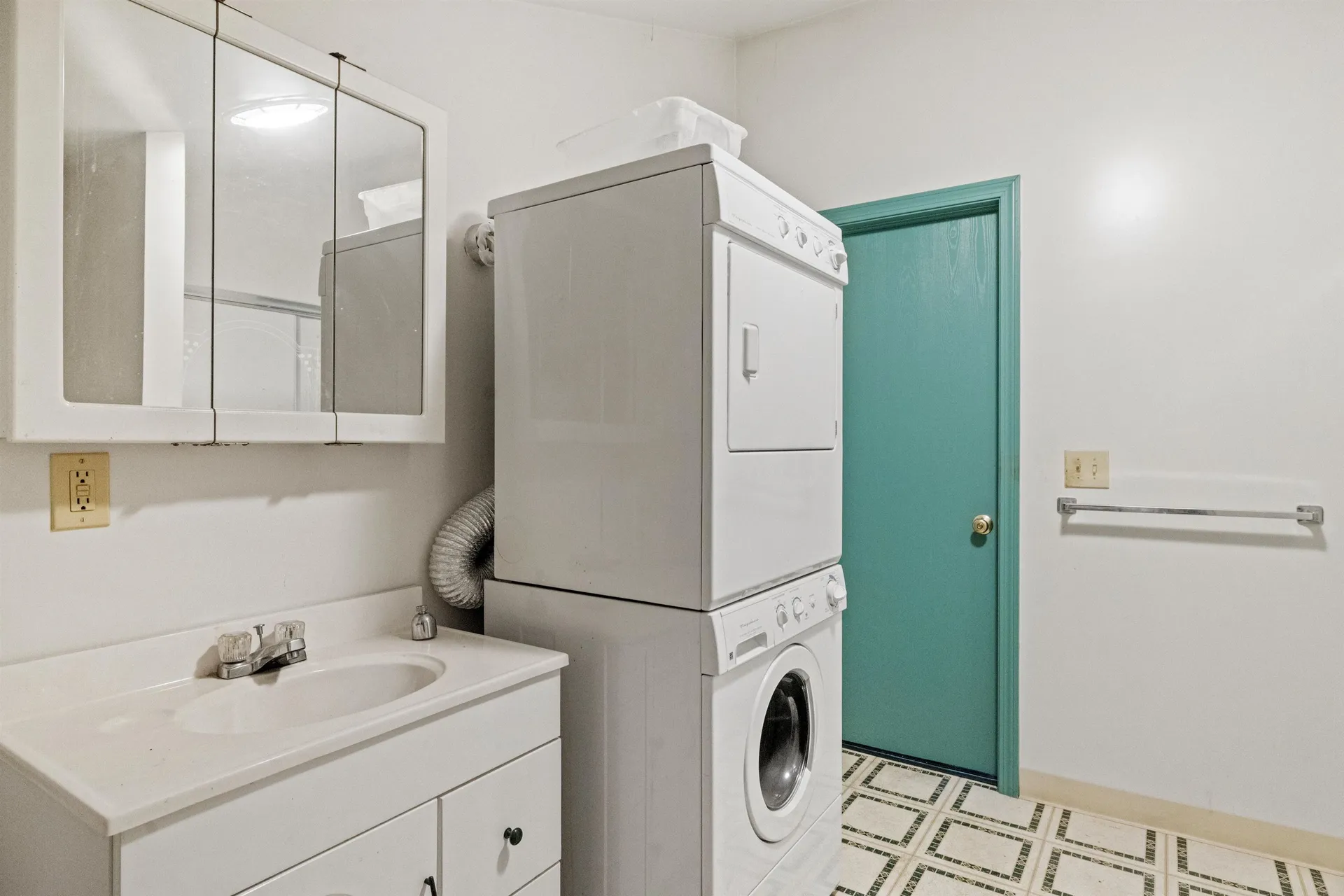 80 West Bow Street Franklin NH 03235