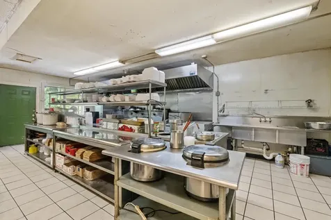 80 West Bow Street Franklin NH 03235