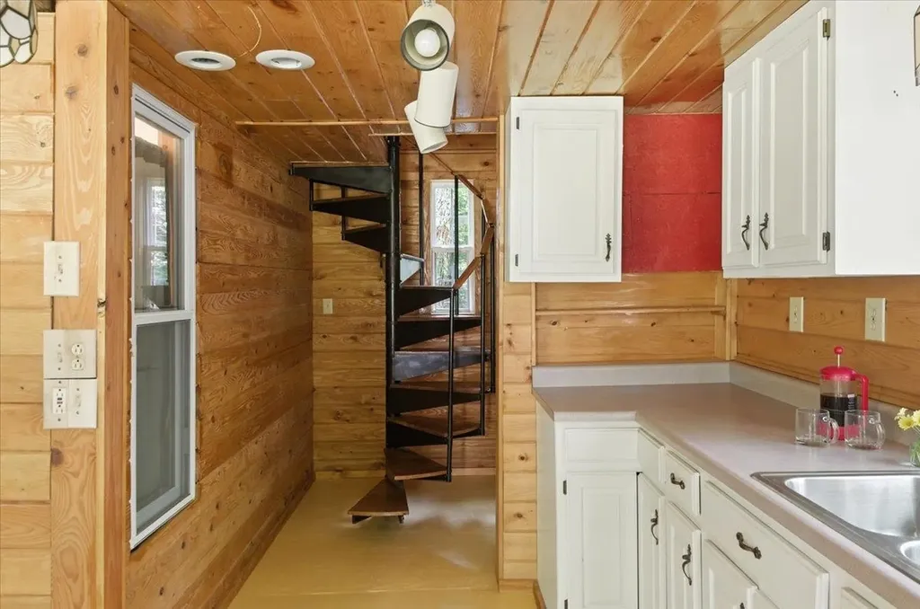 79 Deep Gibou Road Montgomery VT 05471