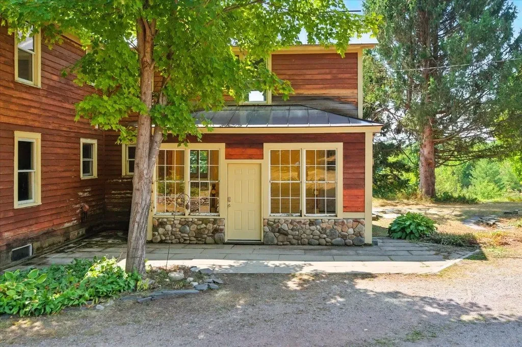 46 Indian Point Road Castleton VT 05732