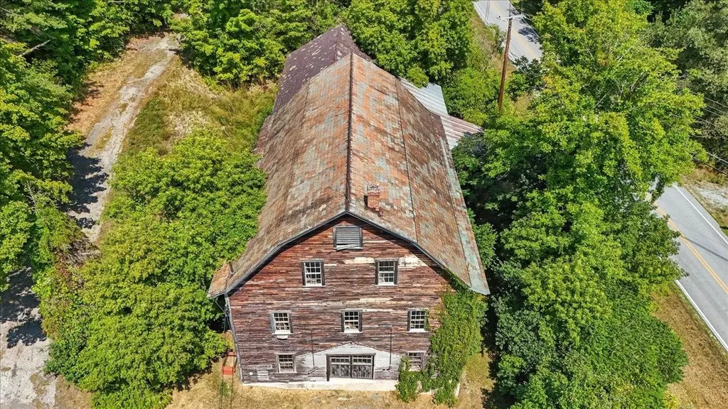 46 Indian Point Road Castleton VT 05732