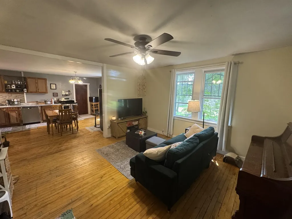 6 Blodgett Lane Hartland VT 05048