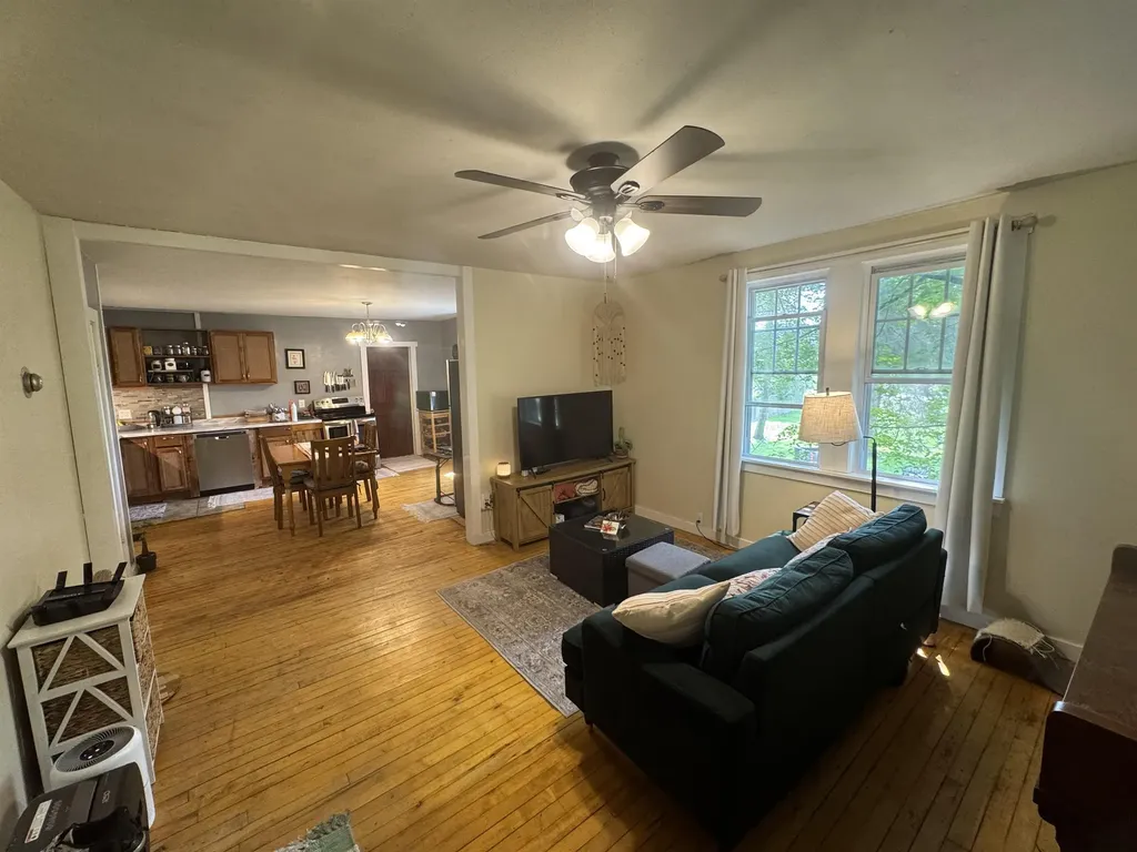 6 Blodgett Lane Hartland VT 05048