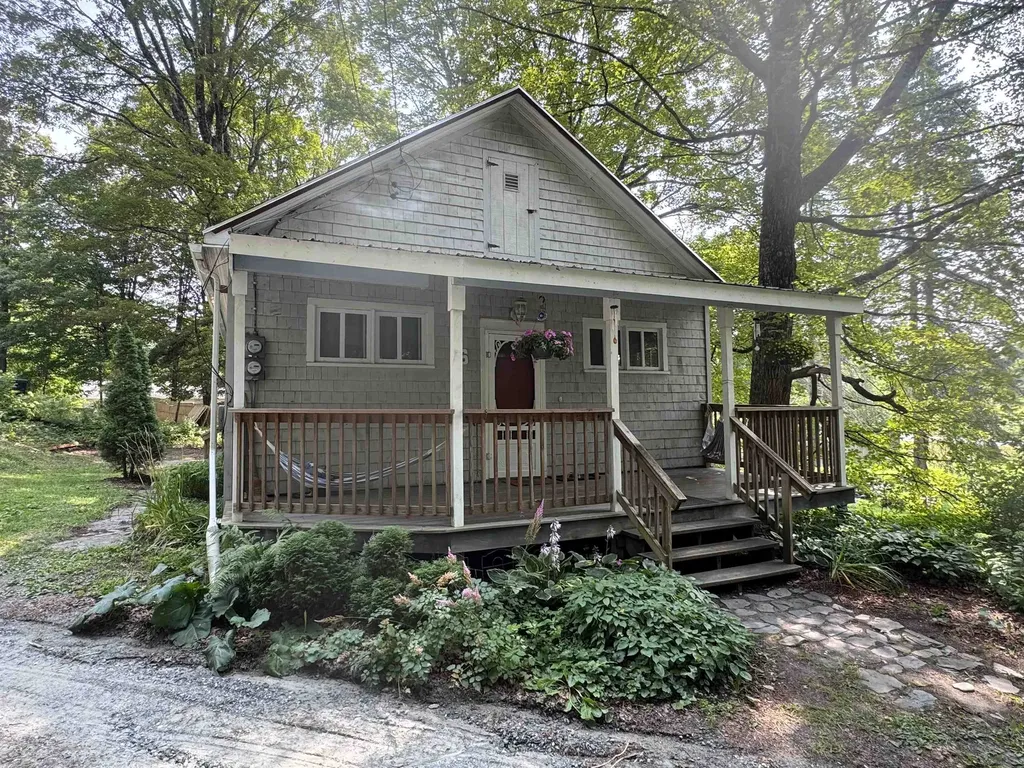 6 Blodgett Lane Hartland VT 05048