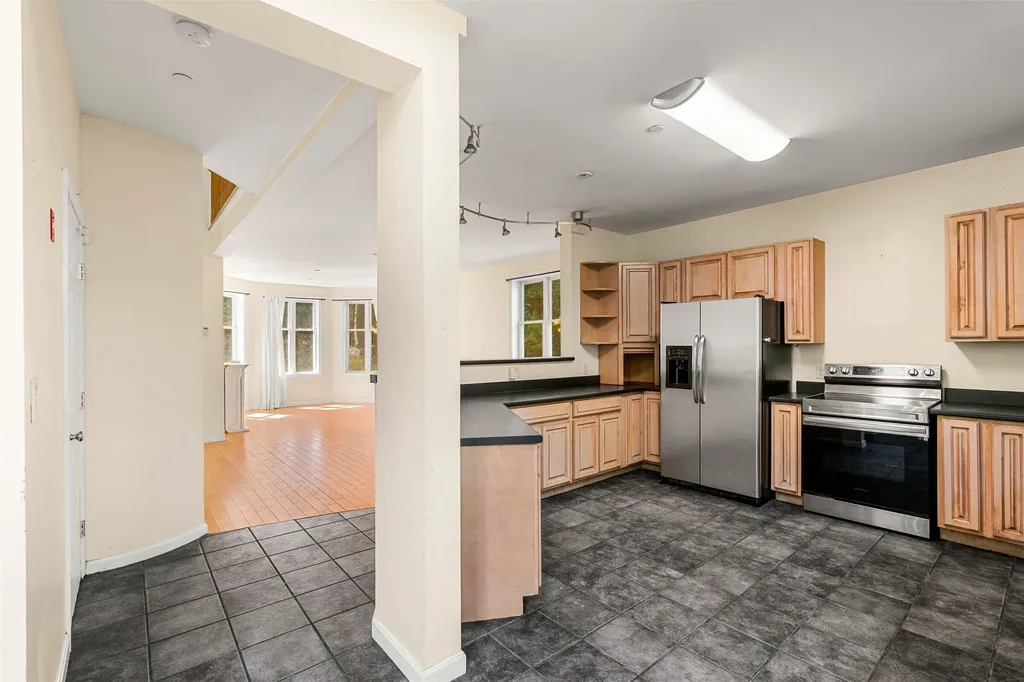106 Rangeway Road Dunbarton NH 03046