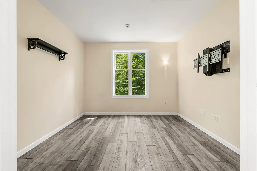 106 Rangeway Road Dunbarton NH 03046