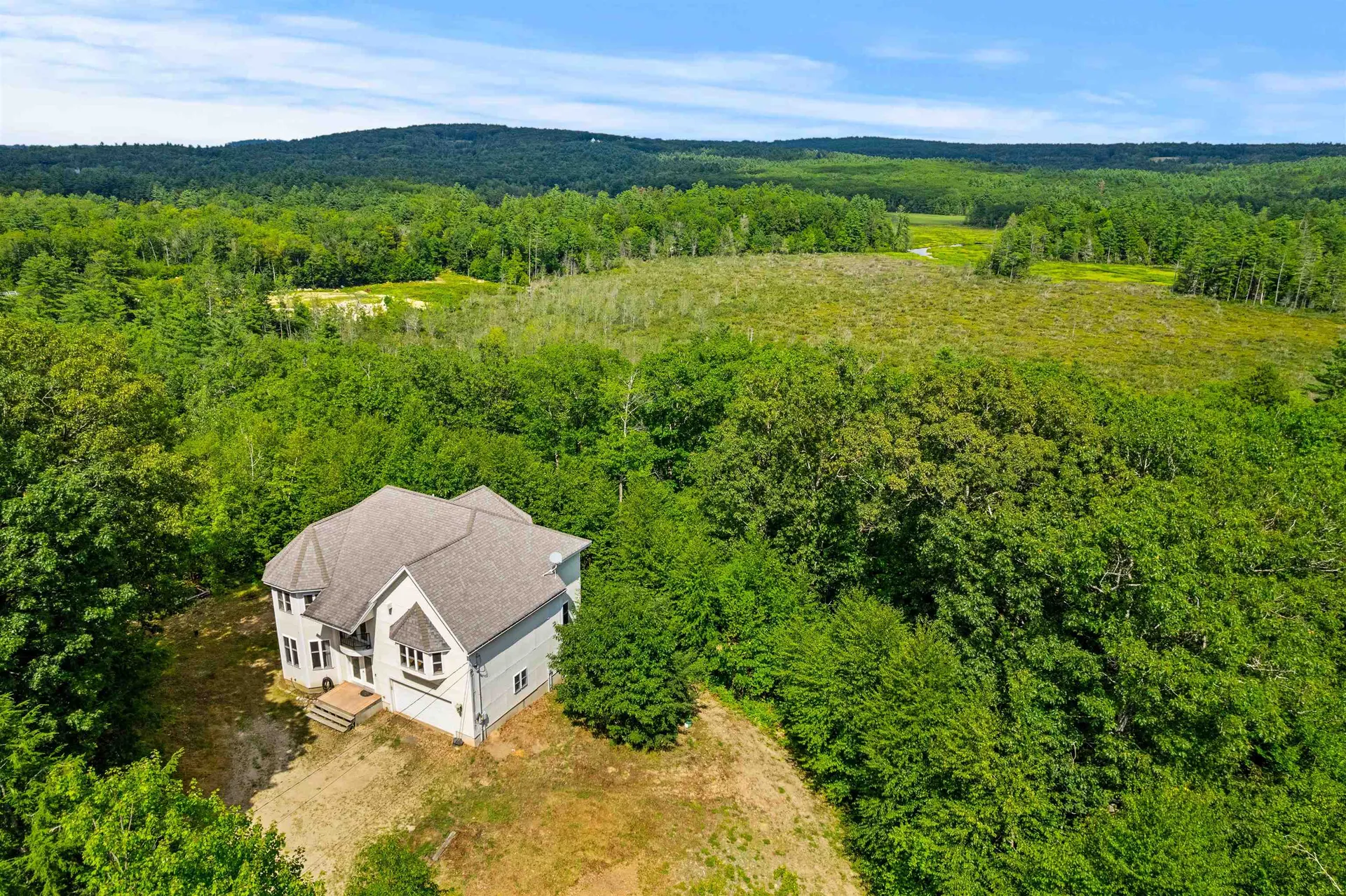 106 Rangeway Road Dunbarton NH 03046