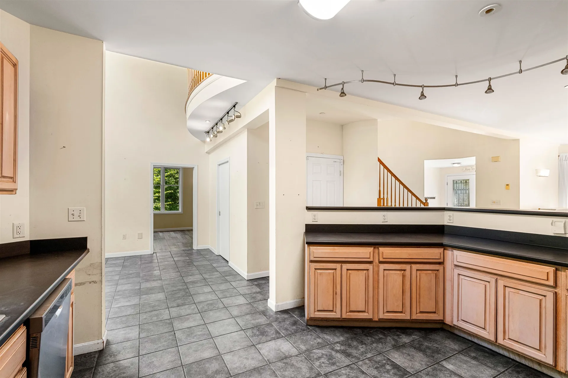 106 Rangeway Road Dunbarton NH 03046