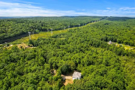 106 Rangeway Road Dunbarton NH 03046
