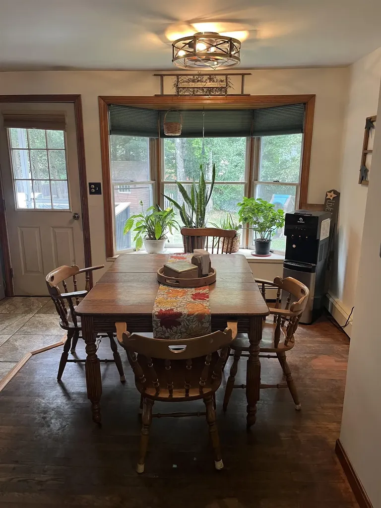 27 Iceland Circle Keene NH 03431