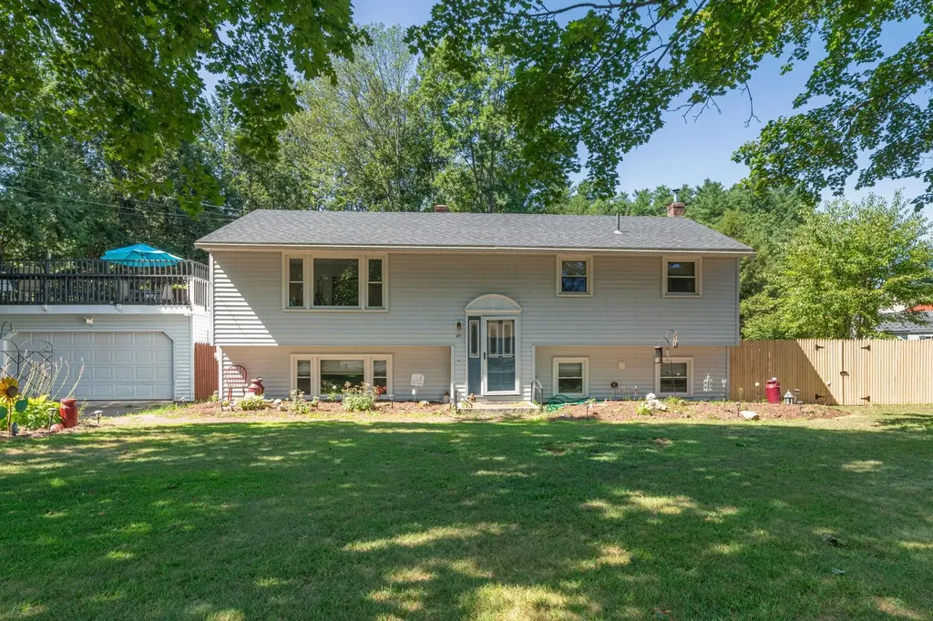 27 Iceland Circle Keene NH 03431