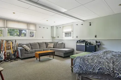 27 Iceland Circle Keene NH 03431