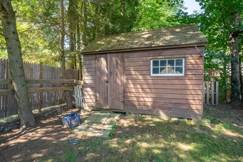 27 Iceland Circle Keene NH 03431