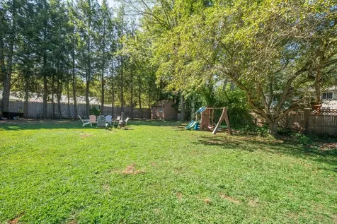 27 Iceland Circle Keene NH 03431