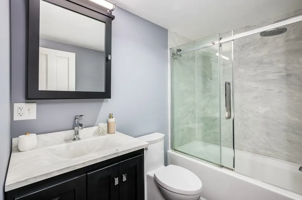 8 Westwood Circle Dover NH 03820