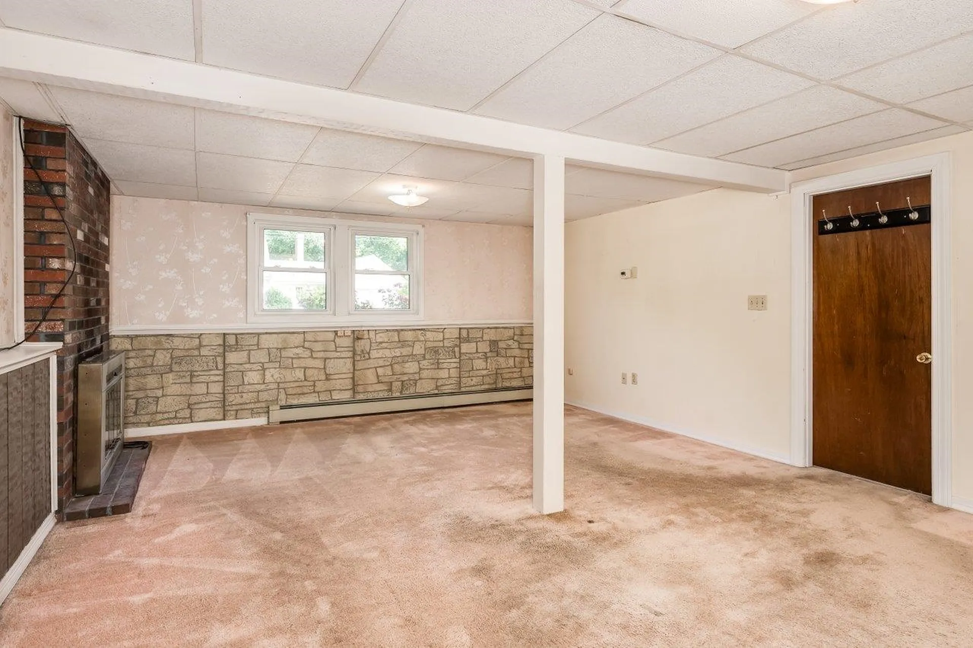 8 Westwood Circle Dover NH 03820