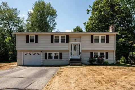 8 Westwood Circle Dover NH 03820